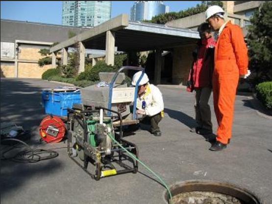 ���̰���