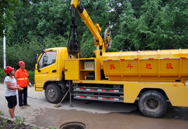 ���̰���